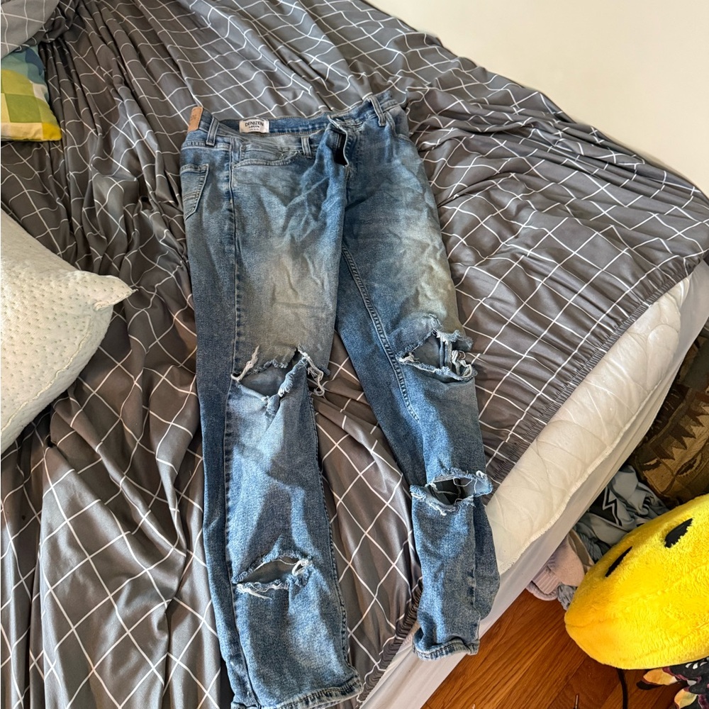 Denizen from Levi's Blue Ripped Skinny Jeans